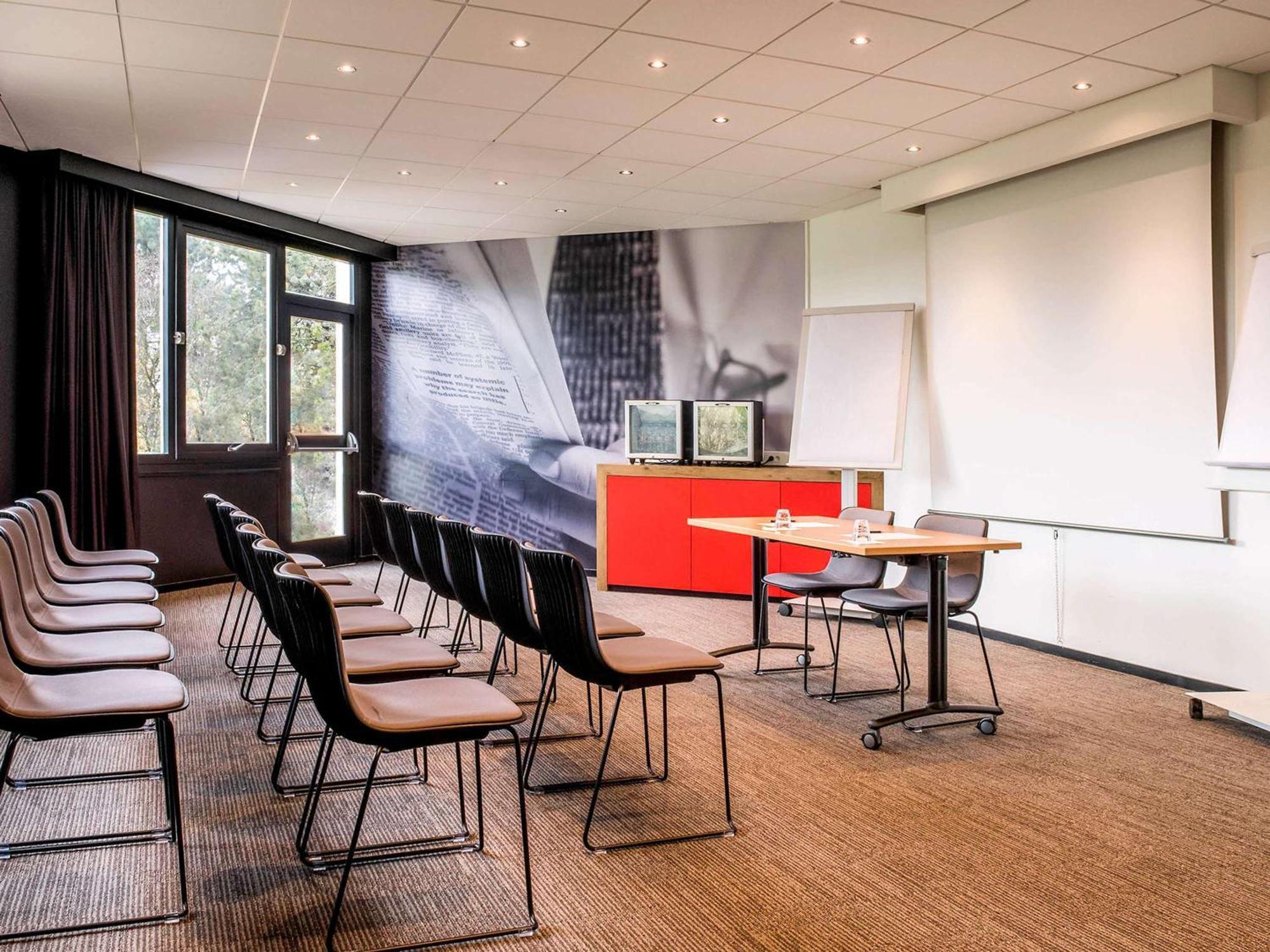 Hotel Ibis Chalons En Champagne Zewnętrze zdjęcie